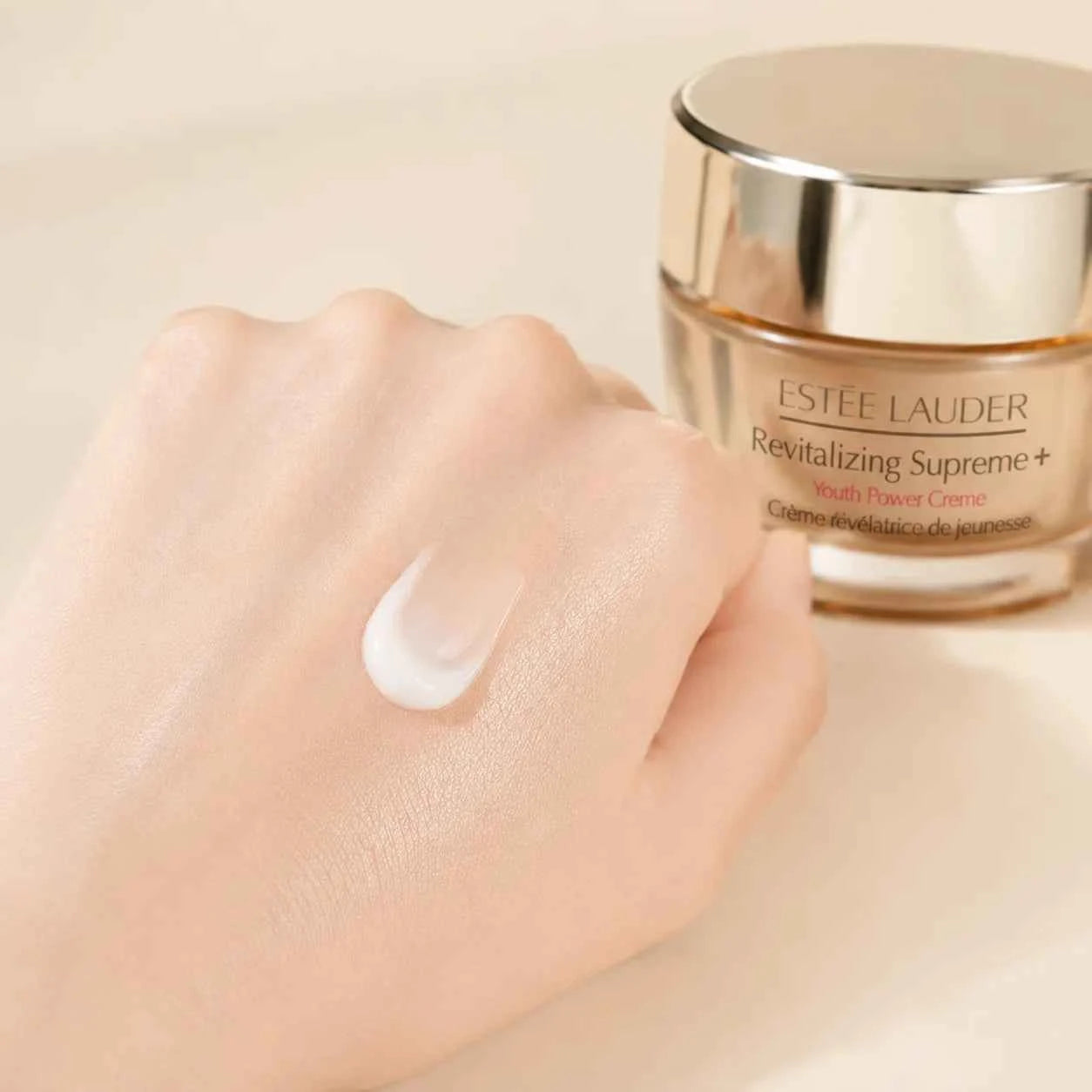 Estée Lauder Revitalizing Supreme+ Youth Power Soft Cream